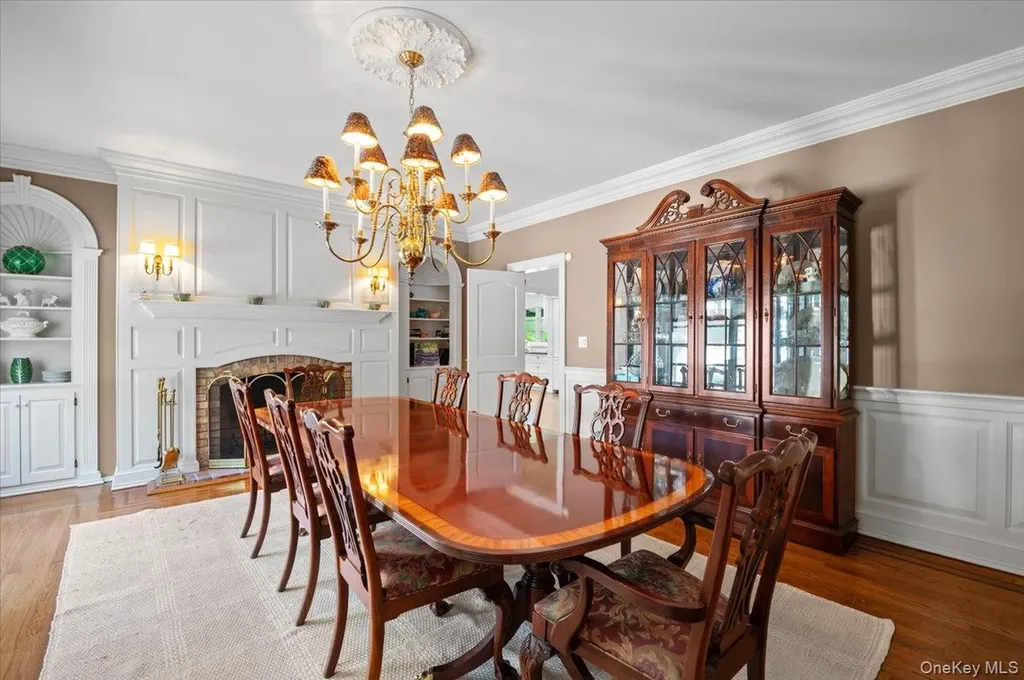 11 Oak Hill Road Lloyd Harbor NY 11743