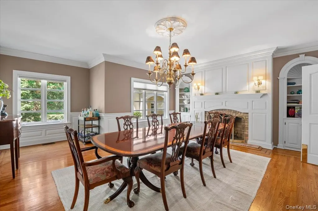 11 Oak Hill Road Lloyd Harbor NY 11743