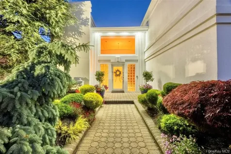 3367 Jason Court Bellmore NY 11710