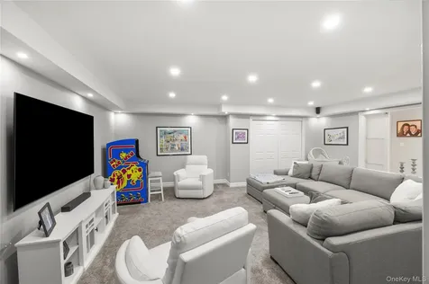 3367 Jason Court Bellmore NY 11710