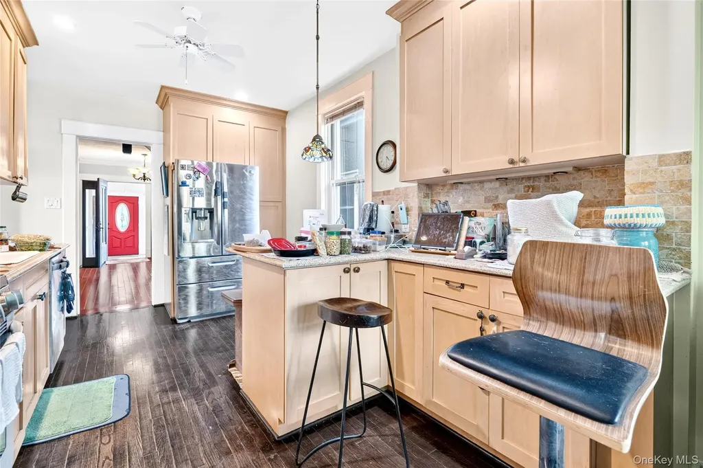 5646 Post Road Bronx NY 10471