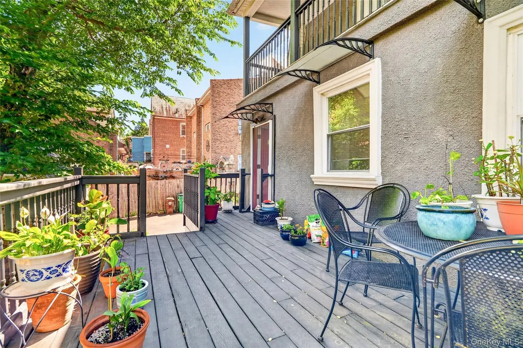 5646 Post Road Bronx NY 10471