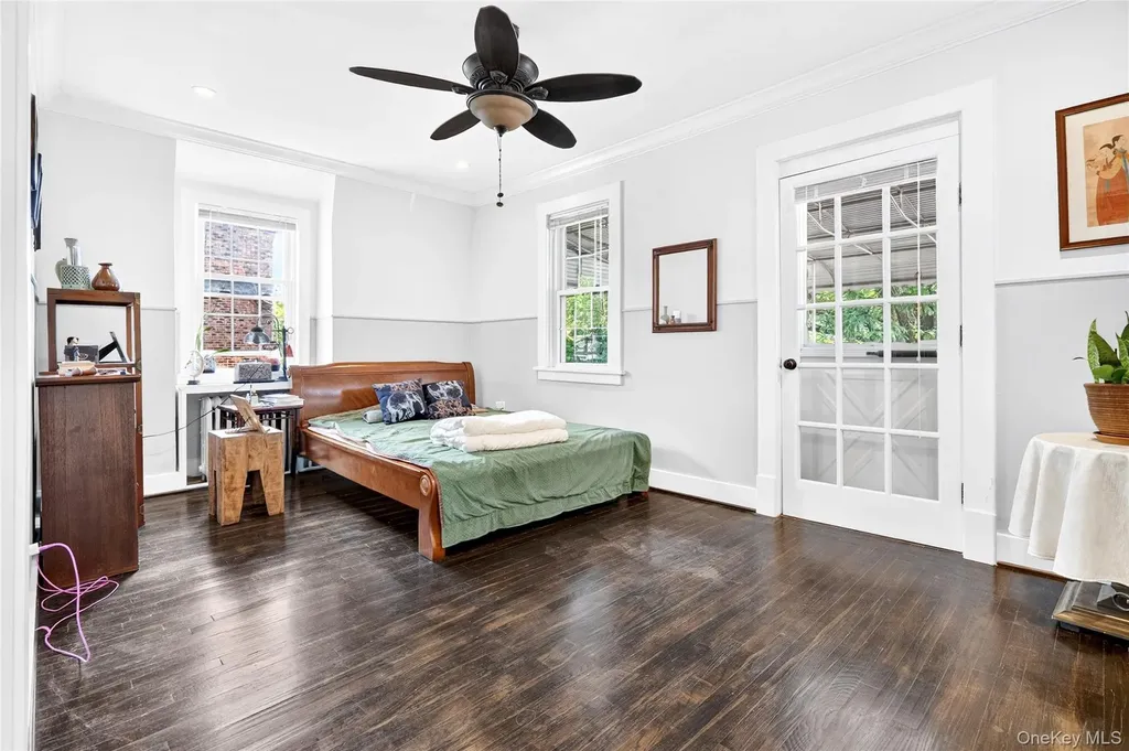 5646 Post Road Bronx NY 10471