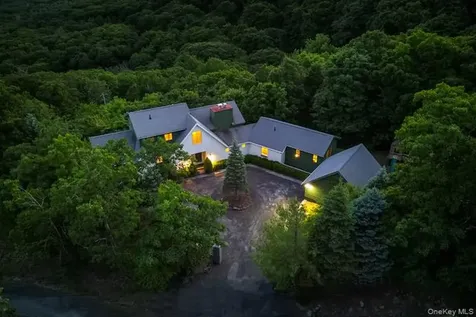235 California Quarry Road Woodstock NY 12498