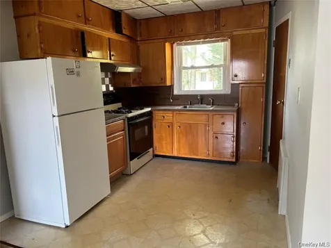 235 10th Street Bethpage NY 11714