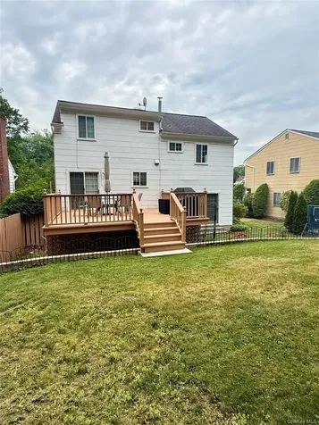 18 Coralyn Avenue White Plains NY 10605