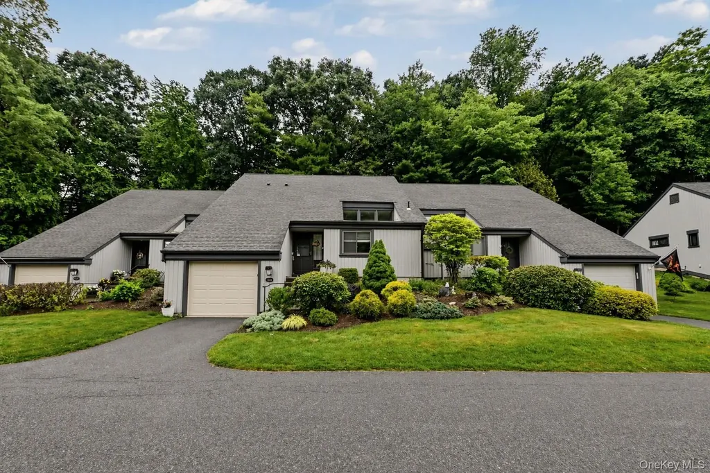 334 Heritage Hills Somers NY 10589