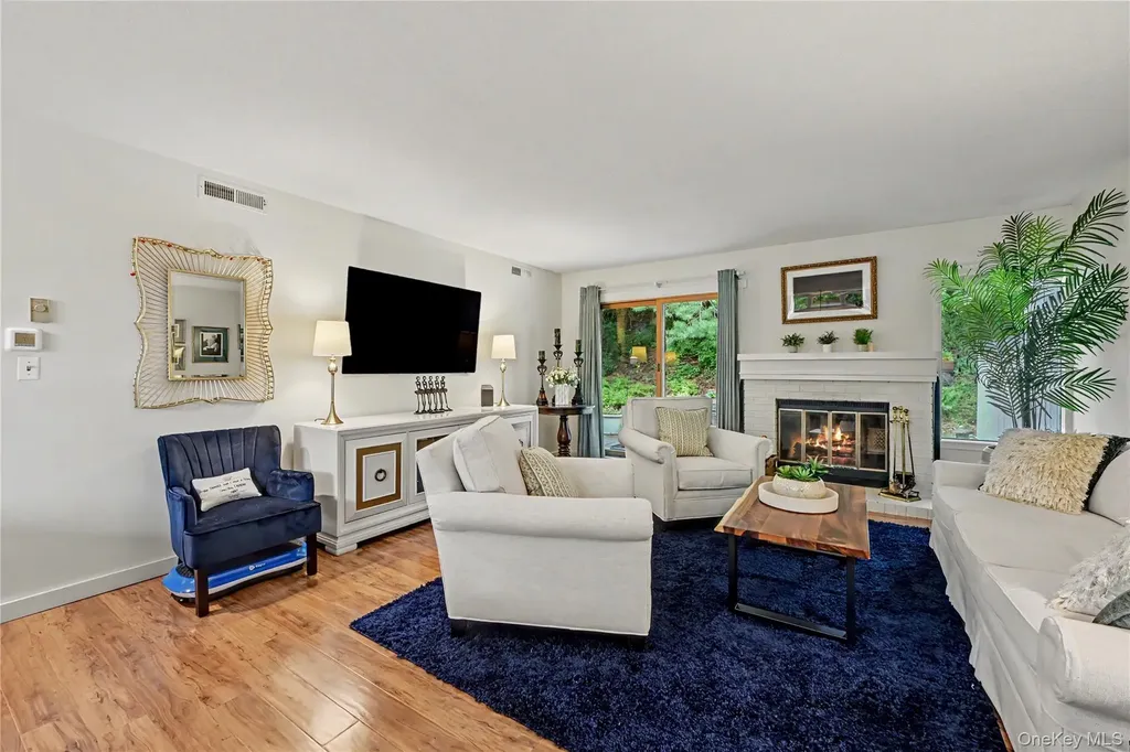 334 Heritage Hills Somers NY 10589