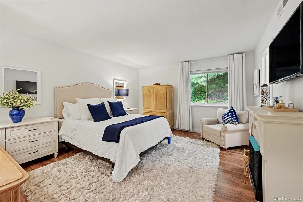 334 Heritage Hills Somers NY 10589