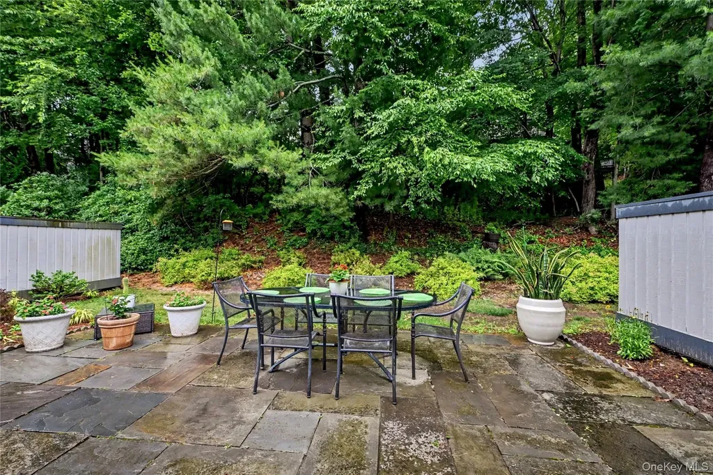 334 Heritage Hills Somers NY 10589