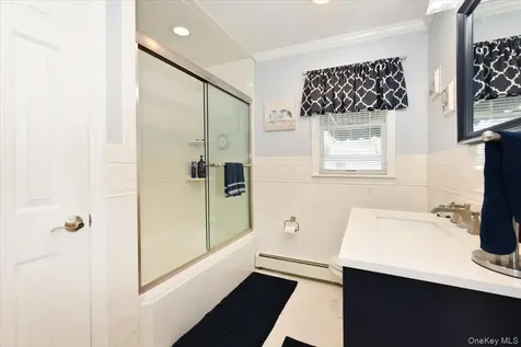 167 N Suffolk Avenue Massapequa NY 11758