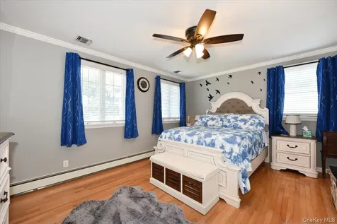 167 N Suffolk Avenue Massapequa NY 11758