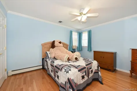 167 N Suffolk Avenue Massapequa NY 11758