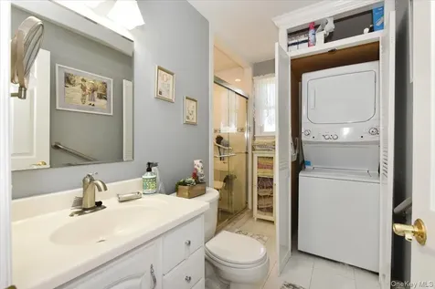 167 N Suffolk Avenue Massapequa NY 11758