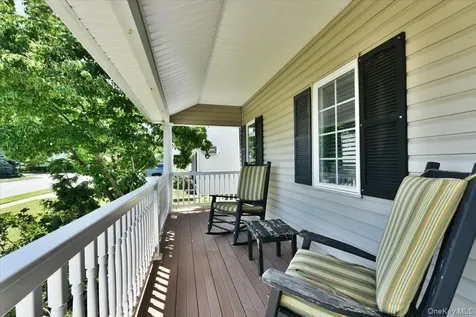 167 N Suffolk Avenue Massapequa NY 11758