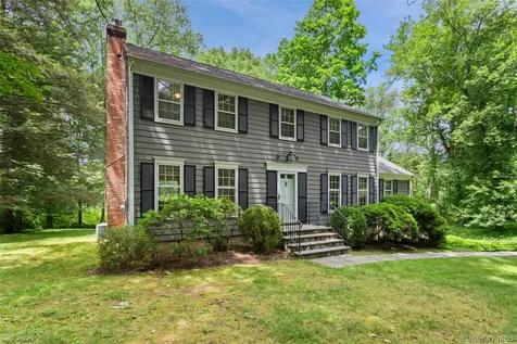 29 Cartway Lane W Bedford NY 10506