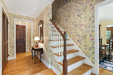 29 Cartway Lane W Bedford NY 10506