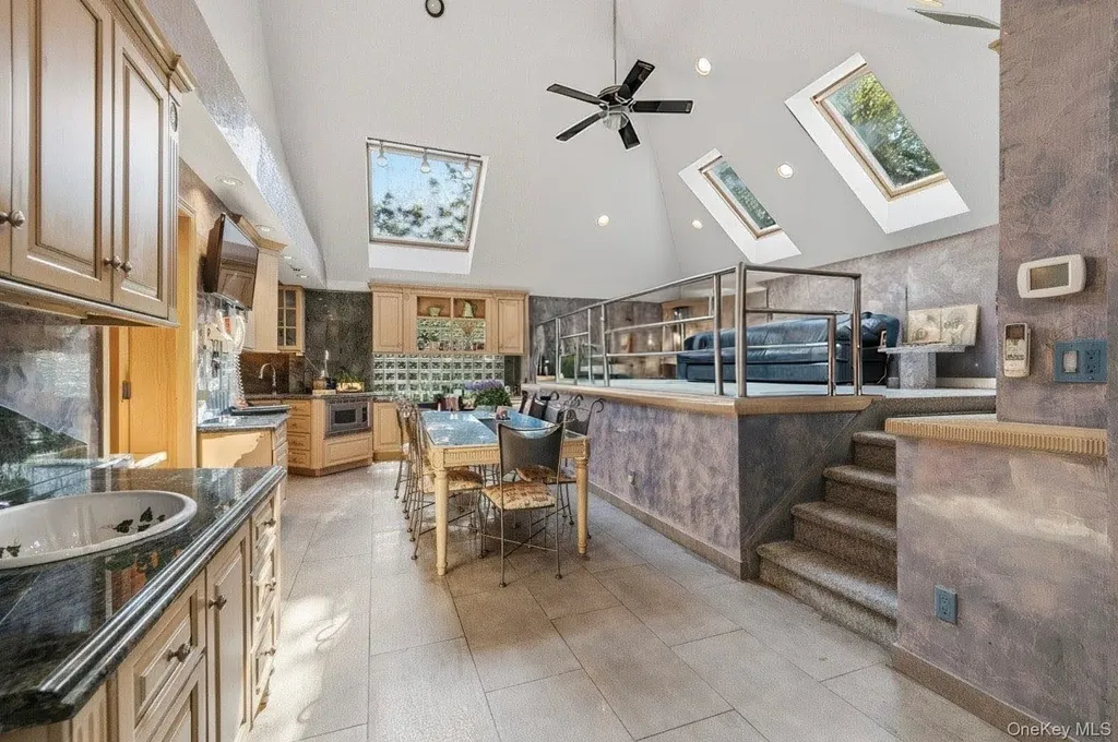 122 Lawrence Avenue Lawrence NY 11559