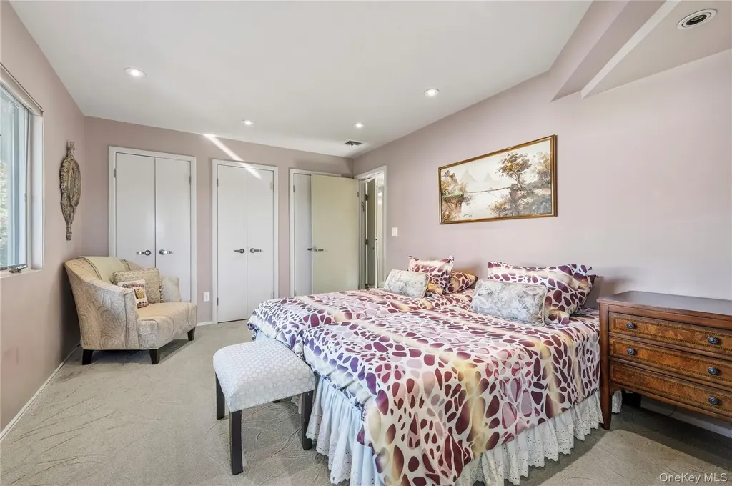 122 Lawrence Avenue Lawrence NY 11559