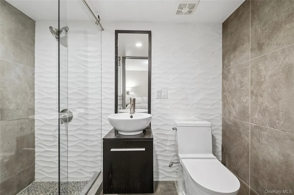 122 Lawrence Avenue Lawrence NY 11559