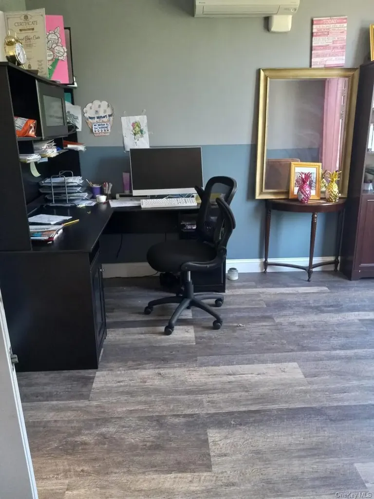 479 C Hempstead Turnpike Elmont NY 11003