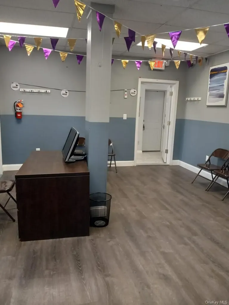 479 C Hempstead Turnpike Elmont NY 11003