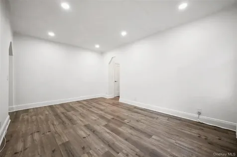 663 Locust Street Mount Vernon NY 10552