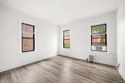663 Locust Street Mount Vernon NY 10552