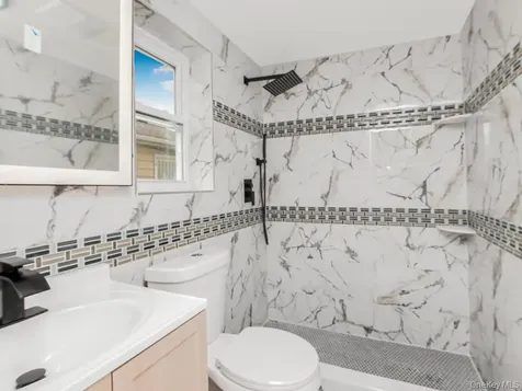 14415 226th Street Laurelton NY 11413
