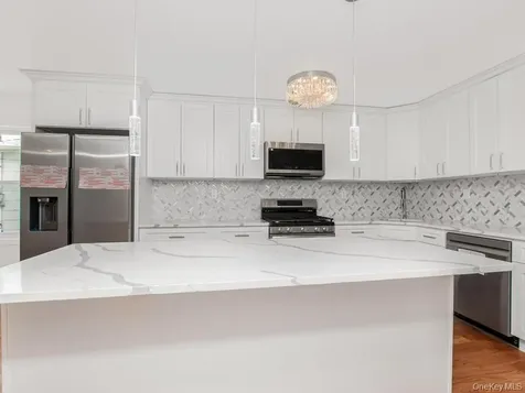14415 226th Street Laurelton NY 11413