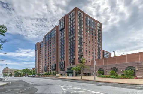 4 Martine Avenue White Plains NY 10606