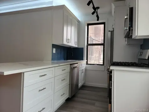1 Broad Parkway White Plains NY 10601