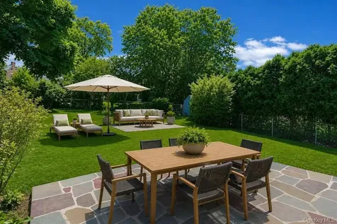 4 Calton Road New Rochelle NY 10804
