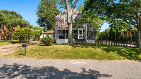 East Hampton NY 11937