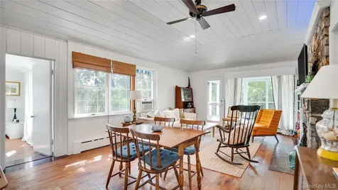 East Hampton NY 11937