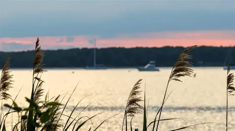 East Hampton NY 11937
