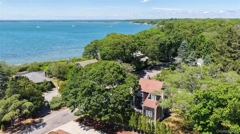 East Hampton NY 11937