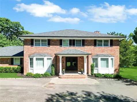 110 Linden Lane Upper Brookville NY 11545