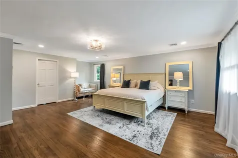 110 Linden Lane Upper Brookville NY 11545