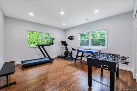 110 Linden Lane Upper Brookville NY 11545