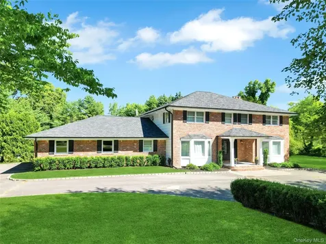 110 Linden Lane Upper Brookville NY 11545