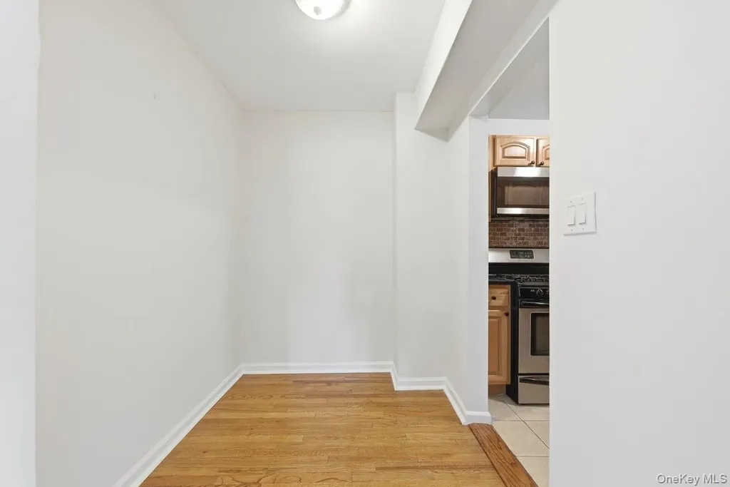 4200 Herkimer Place Bronx NY 10470