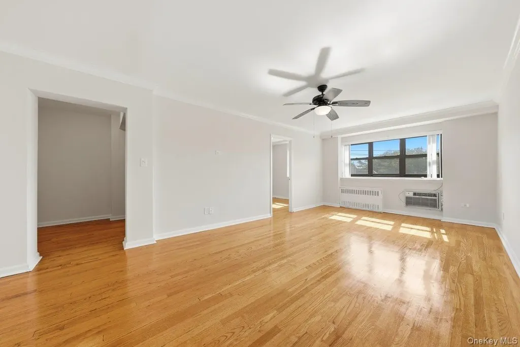 4200 Herkimer Place Bronx NY 10470