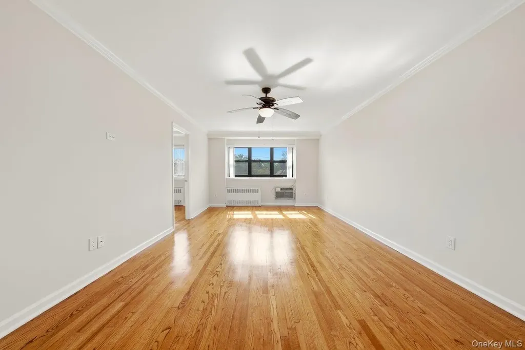 4200 Herkimer Place Bronx NY 10470
