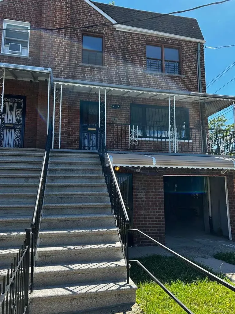 1149 East 219th Street Bronx NY 10469