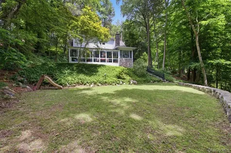 2 Anton Place Lake Peekskill NY 10537