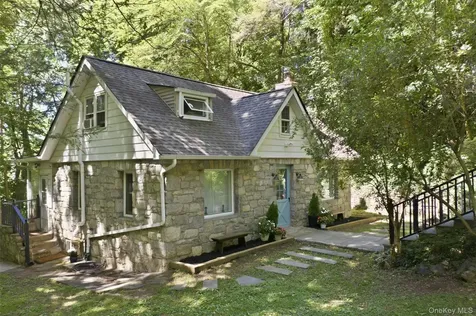 2 Anton Place Lake Peekskill NY 10537