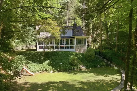 2 Anton Place Lake Peekskill NY 10537