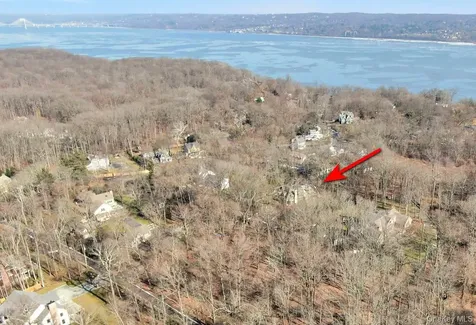 129 Washington Spring Road Palisades NY 10964