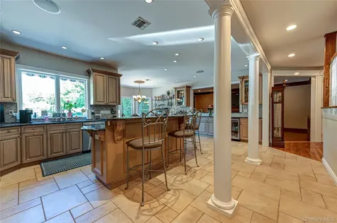67 Sunny Road Saint James NY 11780
